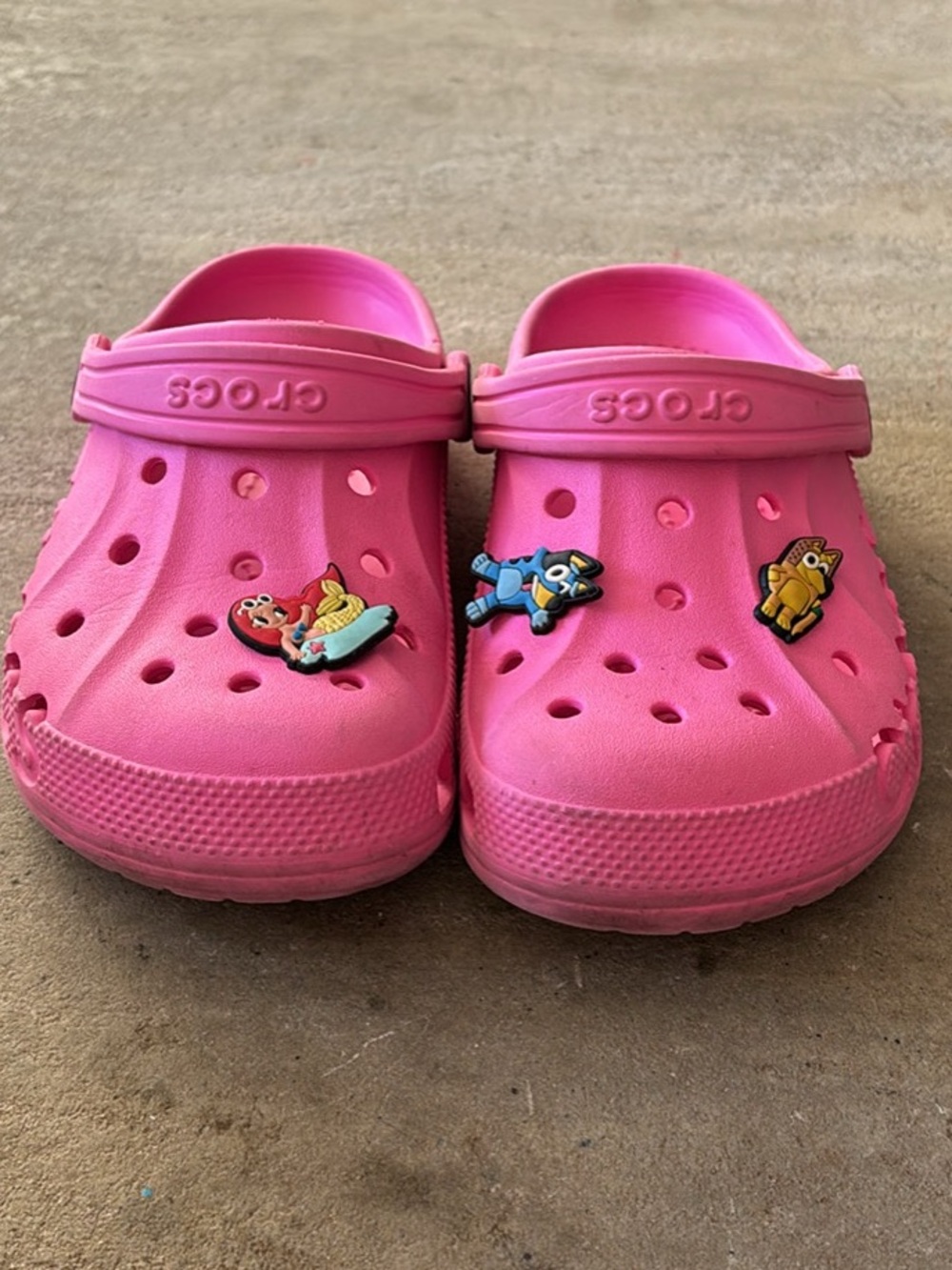 Kids Pink Crocs Classic Clogs size 1 (A-2)